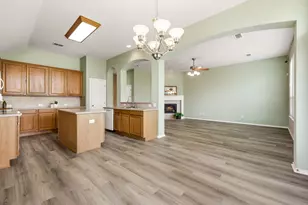 2210 High Point Dr, Sachse, TX 75048 - Photo 11