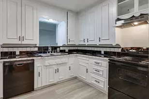 617 Wilson St, Lancaster, TX 75146 - Photo 13