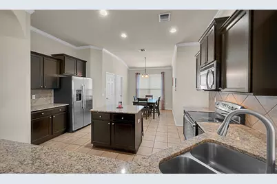 9801 Shallow Creek Drive, Waco, TX 76708 - Photo 11