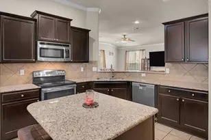 9801 Shallow Creek Dr, Waco, TX 76708 - Photo 13