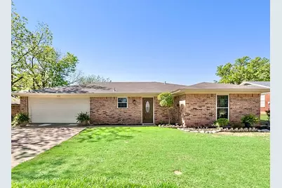 213 E 3rd Street, Keene, TX 76059 - Photo 1