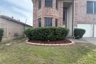 2917 Gentilly Ln, Fort Worth, TX 76123 - Photo 3