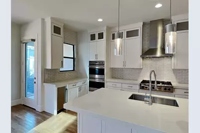 4218 Bowser Avenue, Dallas, TX 75219 - Photo 9