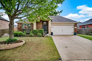 1458 Park Crest Dr, Crowley, TX 76036 - Photo 5