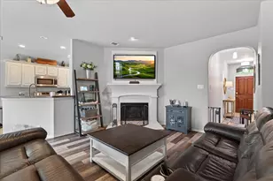 1458 Park Crest Dr, Crowley, TX 76036 - Photo 7