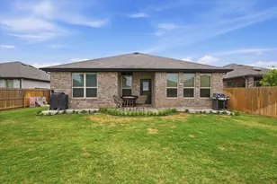 924 Ravenwood Ln, Van Alstyne, TX 75495 - Photo 27