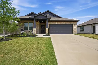 924 Ravenwood Lane, Van Alstyne, TX 75495 - Photo 3