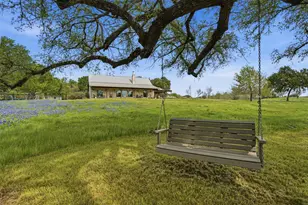 825 Benavides Ln, Mineral Wells, TX 76067 - Photo 33