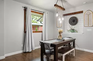 208 N Oak Ln, Tolar, TX 76476 - Photo 9