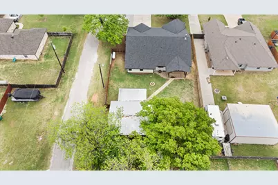 208 N Oak Lane, Tolar, TX 76476 - Photo 35