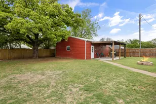 208 N Oak Ln, Tolar, TX 76476 - Photo 27