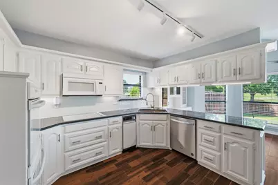 3121 Ridge Oak Drive, Garland, TX 75044 - Photo 11