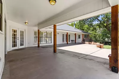 10014 Burgundy Drive, Woodway, TX 76712 - Photo 27