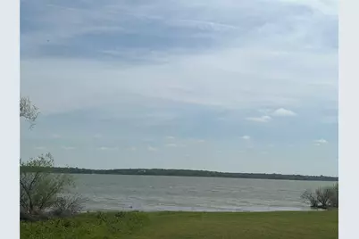 161 Aspen Road, Shady Shores, TX 76208 - Photo 11