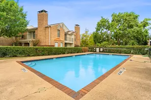 5902 Marvin Loving Dr, Garland, TX 75043 - Photo 3