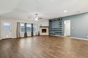 3421 Riverside Dr, Aubrey, TX 76227 - Photo 7