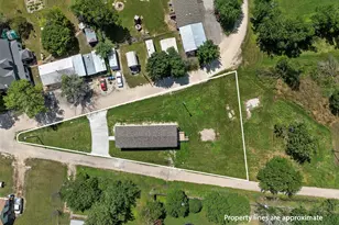 202 N 6th St, Mount Calm, TX 76673 - Photo 5