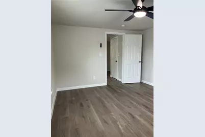 407 N Justin Avenue #B, Dallas, TX 75211 - Photo 3