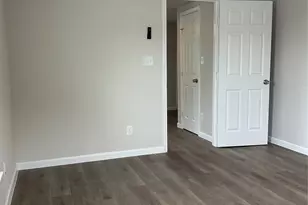 407 N Justin Ave, Dallas, TX 75211 - Photo 3