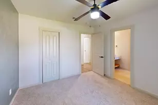 2517 Canterbury Ct, Carrollton, TX 75006 - Photo 13