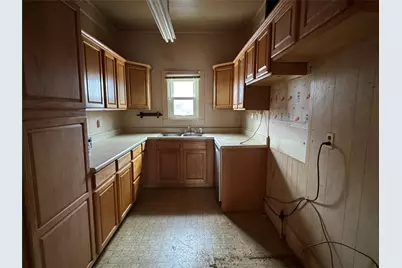 611 N. Stratton Street, Seymour, TX 76380 - Photo 9