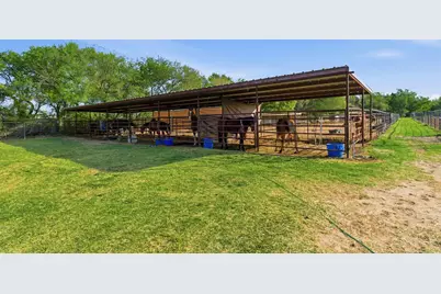 8441 County Road 176, Stephenville, TX 76401 - Photo 9