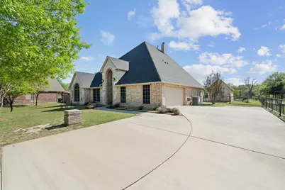 112 Waterfall Court, Azle, TX 76020 - Photo 3