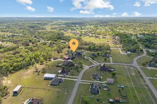 112 Waterfall Ct, Azle, TX 76020 - Photo 39