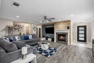 2464 Silverado Trail, Grand Prairie, TX 75052 - Photo 3