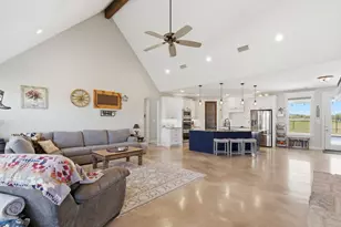 4095 Agnes Cir, Springtown, TX 76082 - Photo 5