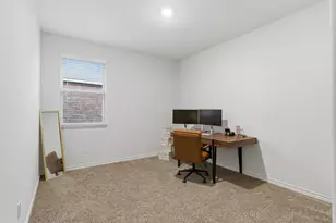 727 Fort Ln, Fate, TX 75189 - Photo 17