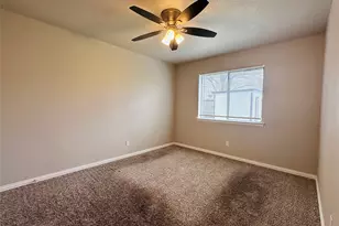 525 Cole Ave, Saginaw, TX 76179 - Photo 11