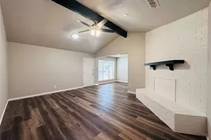 525 Cole Ave, Saginaw, TX 76179 - Photo 3