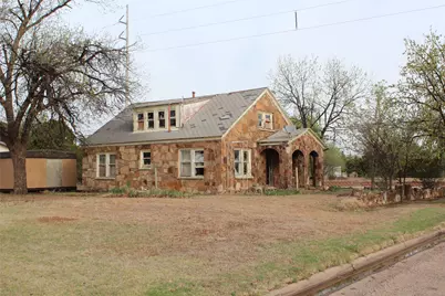 111 S 7th Avenue, Munday, TX 76371 - Photo 3