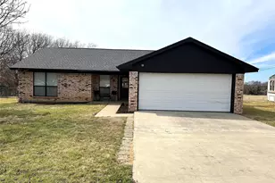 202 S Sendero Dr, Decatur, TX 76234 - Photo 5