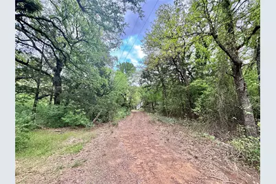 320 Hillside Lane, Valley View, TX 76272 - Photo 29