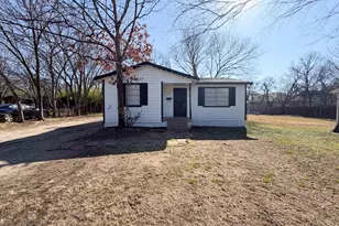 410 N Flat St, Waxahachie, TX 75165 - Photo 1