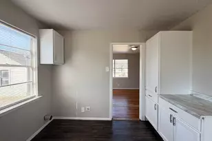 410 N Flat St, Waxahachie, TX 75165 - Photo 7