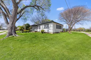 1501 Kirkwood Dr, Garland, TX 75041 - Photo 3