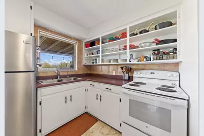 1501 Kirkwood Drive, Garland, TX 75041 - Photo 9