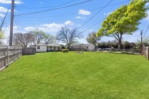 1501 Kirkwood Dr, Garland, TX 75041 - Photo 27