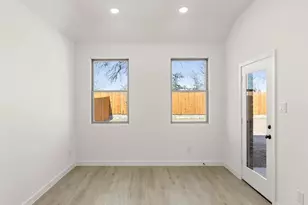 906 Colgate Cir, Princeton, TX 75407 - Photo 17