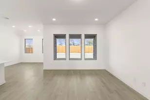 906 Colgate Cir, Princeton, TX 75407 - Photo 11