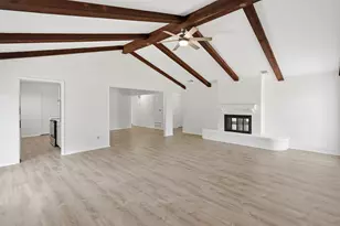 6106 Laredo Ct, Granbury, TX 76049 - Photo 9