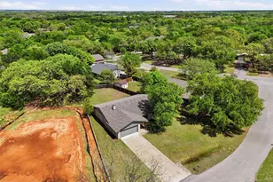 6106 Laredo Ct, Granbury, TX 76049 - Photo 37