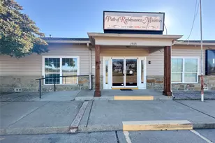 1905 W Ennis Ave, Ennis, TX 75119 - Photo 1