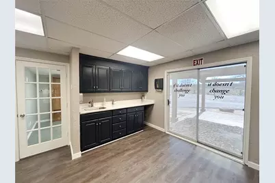 1905 W Ennis Avenue #204, Ennis, TX 75119 - Photo 5