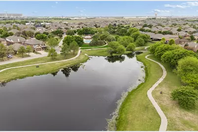 8004 Larch Lane, Fort Worth, TX 76131 - Photo 33