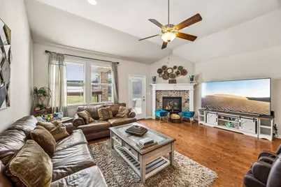 8004 Larch Lane, Fort Worth, TX 76131 - Photo 3