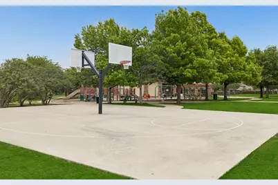 8004 Larch Lane, Fort Worth, TX 76131 - Photo 37